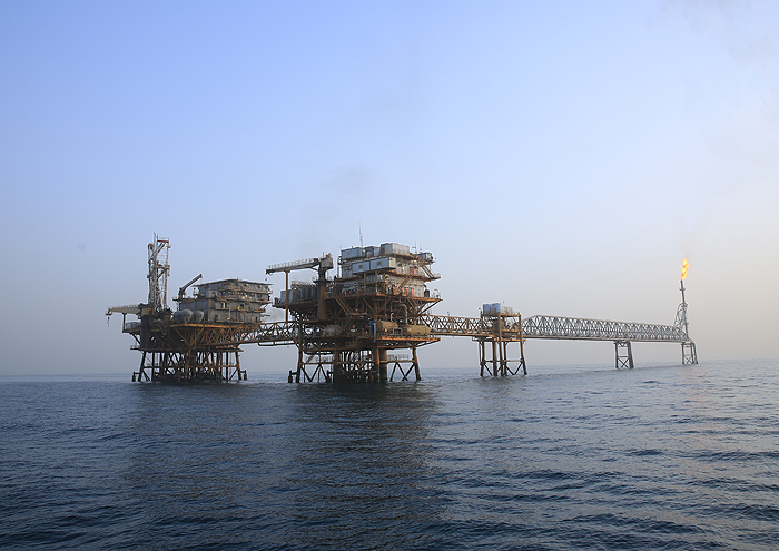 Iran’s POGC brings third new offshore rig 