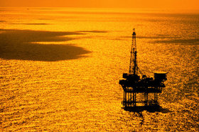 NIOC signed a guaranteed purchase agreement for two offshore drilling rigs